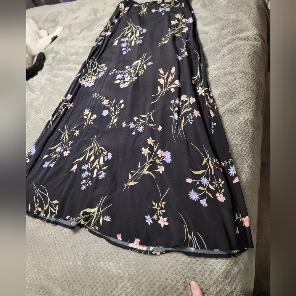 Worthington Floral Skirt In Black And Multi Floral Size 8 Tall.
